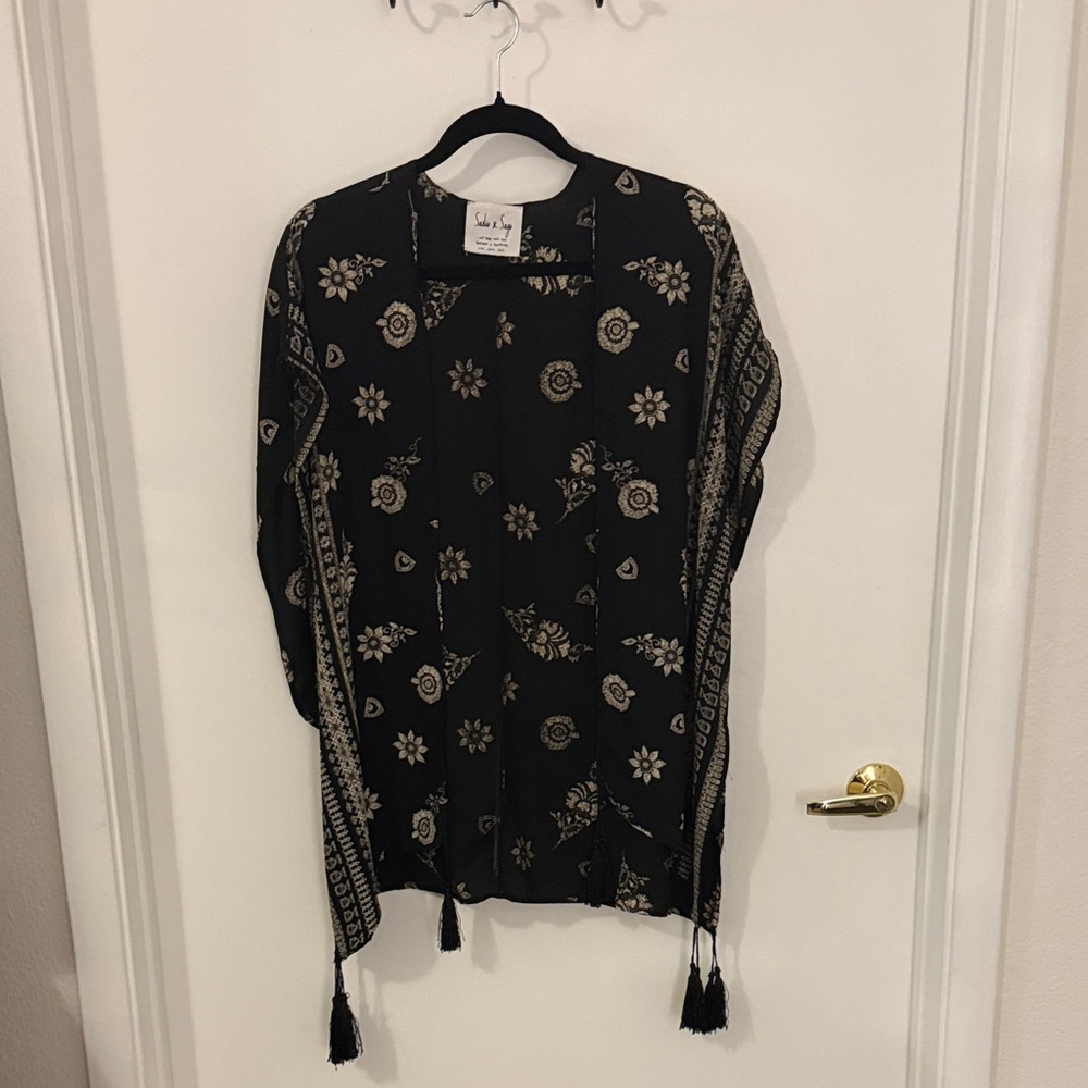 Sadie & Sage Black and Cream Floral Wrap